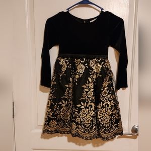 Stunning girls 5x holiday dress with black velveteen bodice & gold floral skirt